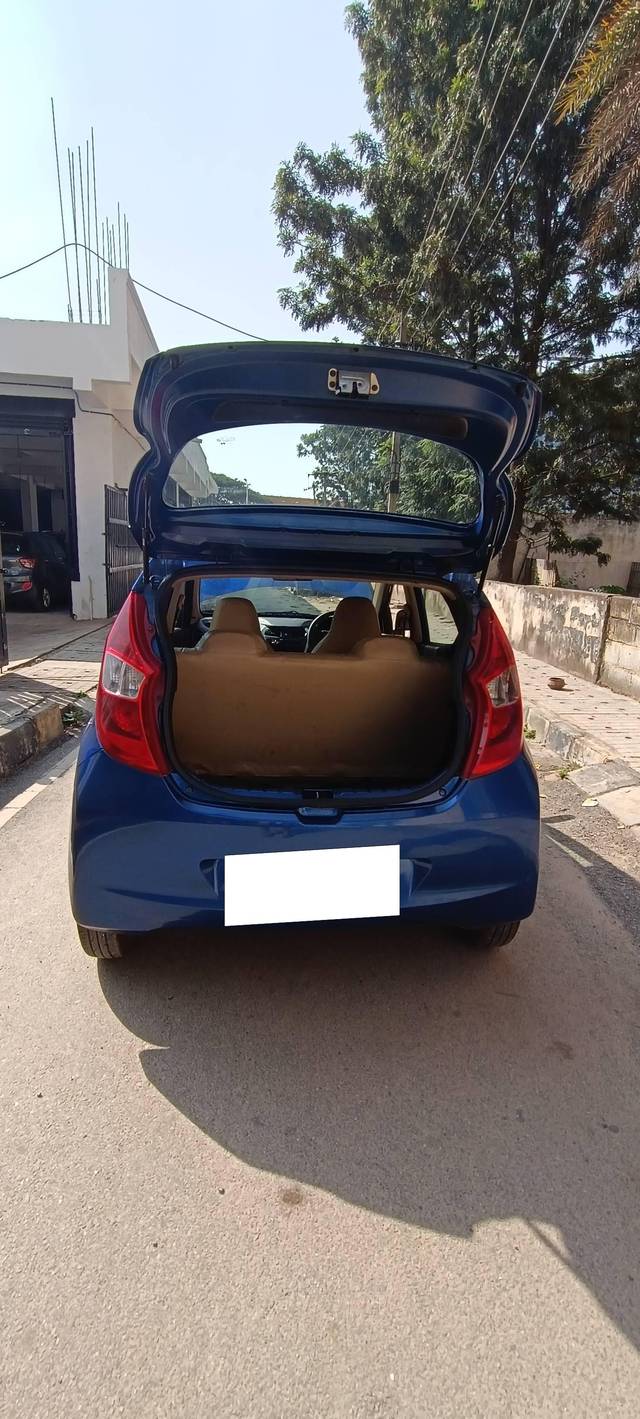 https://images10.gaadi.com/usedcar_image/4270945/original/processed_b235ed270ea97da685b4d5d17db16c01.jpg?imwidth=6401