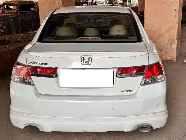 https://images10.gaadi.com/usedcar_image/4271051/original/b877c9fcdd1136341e9be29af32a4cbd.jpg?imwidth=6401