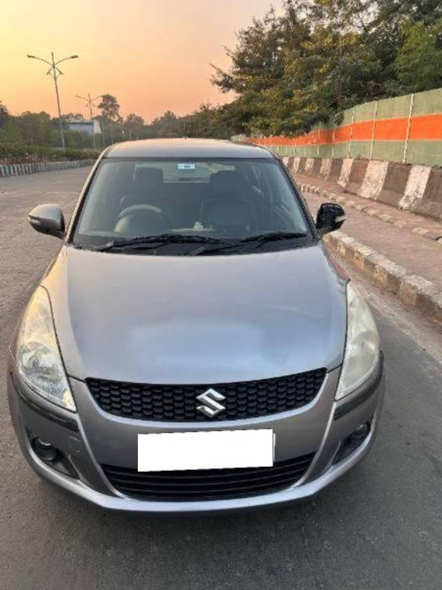 https://images10.gaadi.com/usedcar_image/4271101/original/processed_902e9587-d6f8-487c-8e7b-8061ed57c418.jpg?imwidth=6402