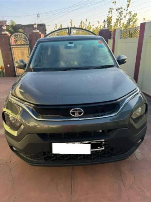 https://images10.gaadi.com/usedcar_image/4271141/original/processed_b2acff95-336a-49b7-9141-9395fdc4fdb9.jpg?imwidth=6402