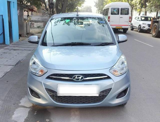 https://images10.gaadi.com/usedcar_image/4271179/original/processed_processed_59ba52352e0cd73e6235b77e3f342102.jpeg?imwidth=6400