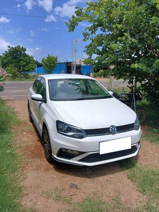 Volkswagen Vento Volkswagen Vento 1.0 TSI Highline