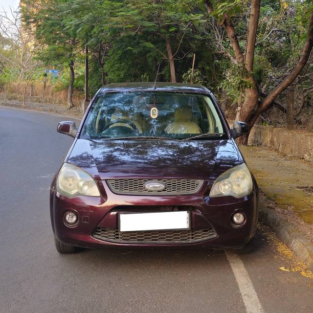 https://images10.gaadi.com/usedcar_image/4271326/original/processed_7f7b1c1be83680daccaa334aa1720835.jpg?imwidth=6401