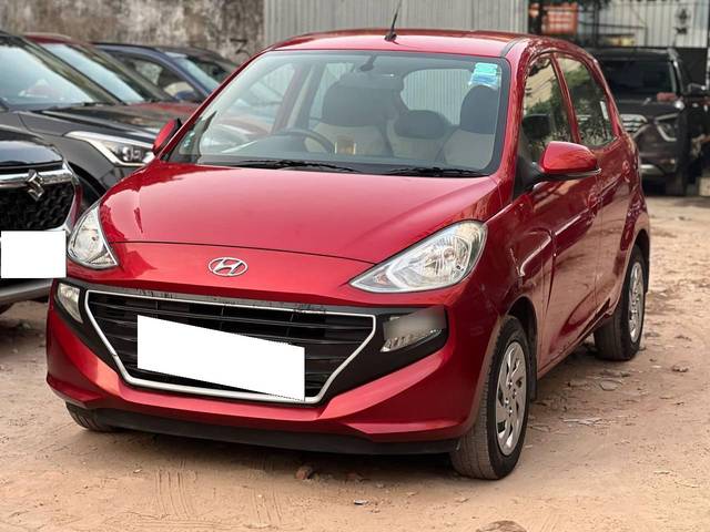 https://images10.gaadi.com/usedcar_image/4271412/original/processed_df744eb1a7cf0ab2572ca0c8ff27c404.jpg?imwidth=6402