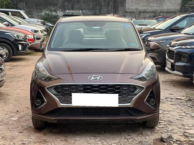 https://images10.gaadi.com/usedcar_image/4271414/original/processed_bbe18b3922d083970819b42af89a20d4.jpg?imwidth=6402