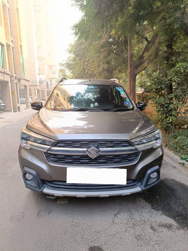 https://images10.gaadi.com/usedcar_image/4271469/original/processed_4d8b09c4ee02606bfab9a47a4f8dbda6.jpg?imwidth=6400