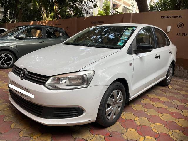 https://images10.gaadi.com/usedcar_image/4271852/original/processed_c4137505e5caf2983ae702b98634aee4.jpg?imwidth=6402