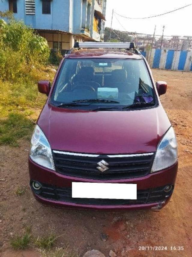 https://images10.gaadi.com/usedcar_image/4271901/original/processed_8b79f38c-cfac-49f0-86e8-2113f20295ba.jpg?imwidth=6400