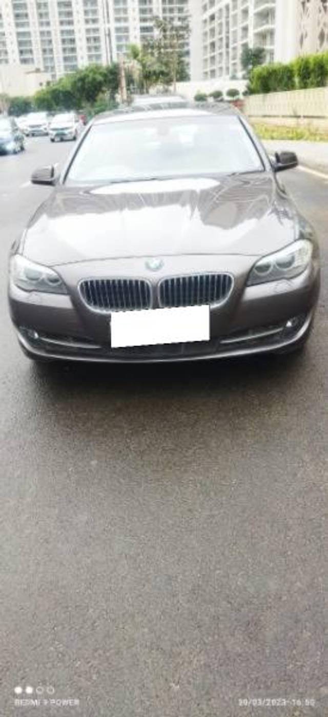 https://images10.gaadi.com/usedcar_image/4271922/original/processed_3077b66c-b2dd-4b21-aec6-8d89752a3d06.jpeg?imwidth=6400