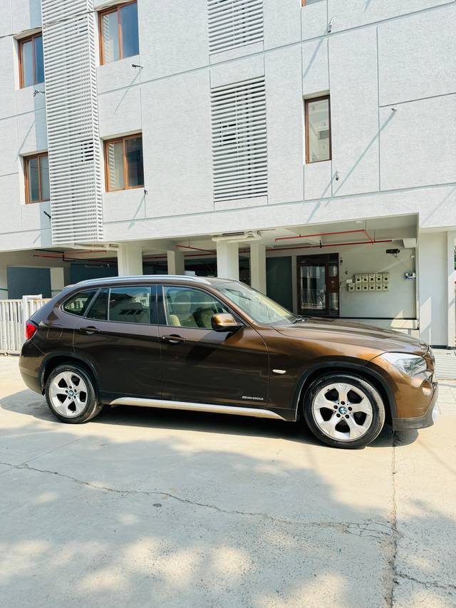 https://images10.gaadi.com/usedcar_image/4271977/original/0b696a052a35e033f55351572d31fea8.jpeg?imwidth=6402