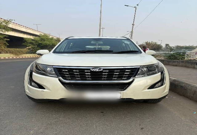 https://images10.gaadi.com/usedcar_image/4272000/original/91fd60071bd4c6b1c8d951507872cfe5.jpg?imwidth=6400