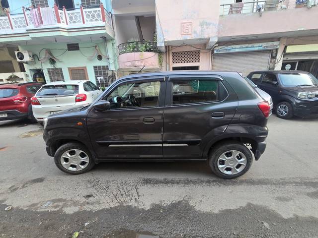 https://images10.gaadi.com/usedcar_image/4272031/original/processed_486f0a3f4739ac5709473107d56de782.jpg?imwidth=6402