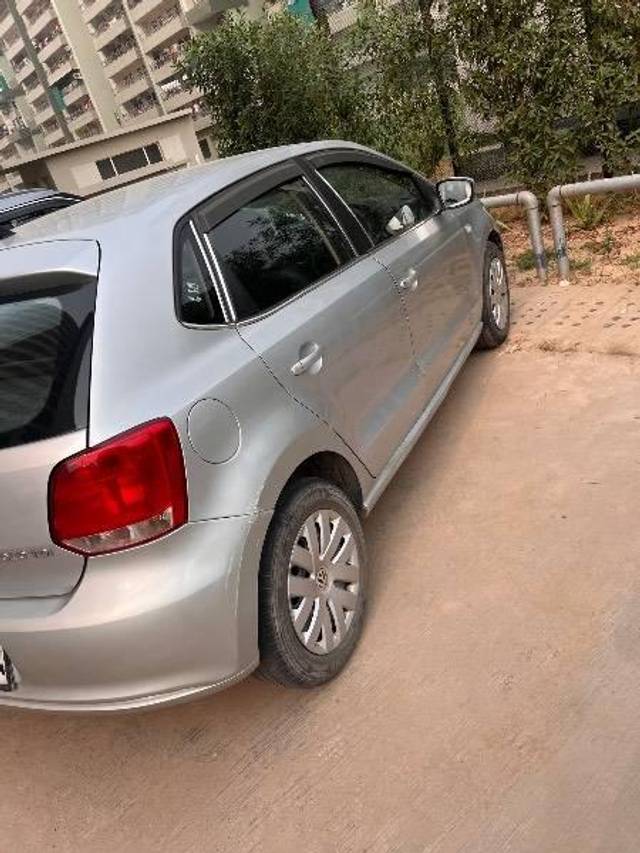 https://images10.gaadi.com/usedcar_image/4272051/original/processed_95e5a497-1a91-4138-b573-781ccd3b94d6.jpeg?imwidth=6402