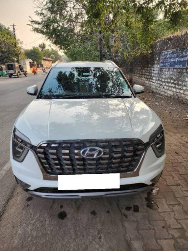 https://images10.gaadi.com/usedcar_image/4272125/original/processed_40abe952-87ae-4a43-a3b1-ccdf84b7953c.jpg?imwidth=6400