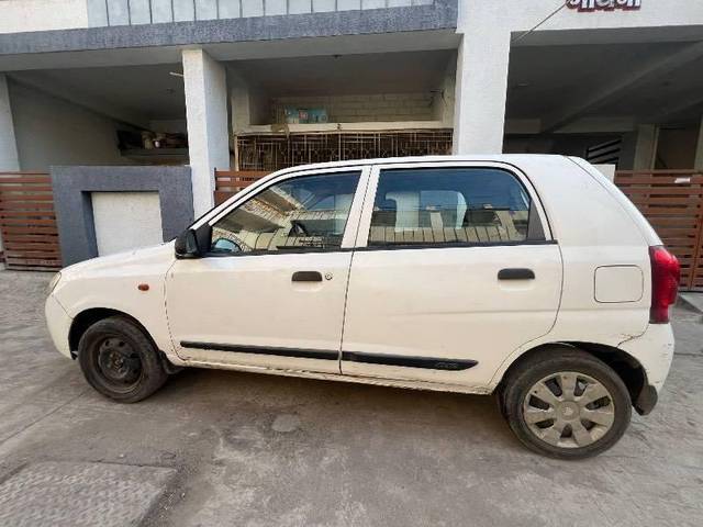 https://images10.gaadi.com/usedcar_image/4272129/original/processed_f9da7ba1-1666-418e-ad4a-6c99cc3fff74.jpg?imwidth=6401