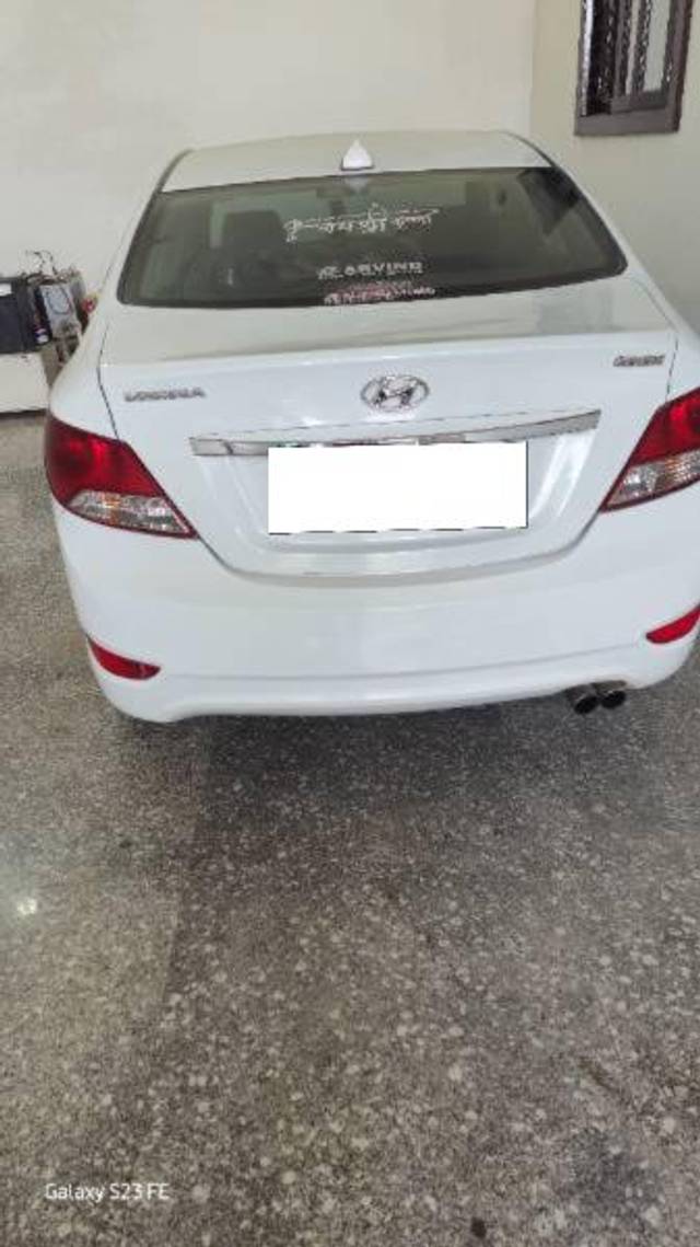 https://images10.gaadi.com/usedcar_image/4272218/original/processed_403b09a3-312a-4a09-b21a-2f7829c75899.jpg?imwidth=6401