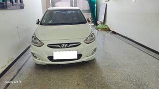 Hyundai Verna 2011-2015 Hyundai Verna 1.4 CRDi