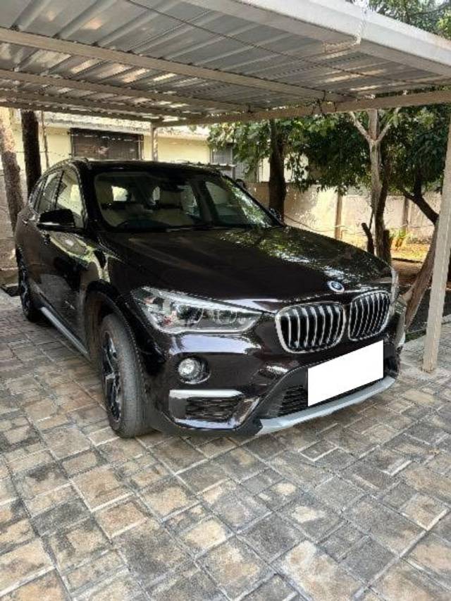 https://images10.gaadi.com/usedcar_image/4272276/original/processed_086607da-31c6-41f9-9416-ee300e97ef25.jpeg?imwidth=6400