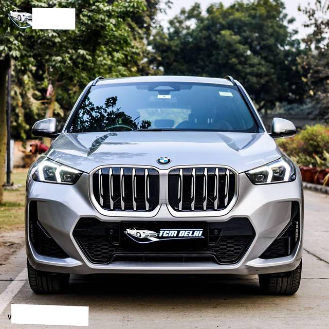 https://images10.gaadi.com/usedcar_image/4272479/original/processed_b86e37aa3d5a113b24ac1422e4ee0090.jpg?imwidth=6400