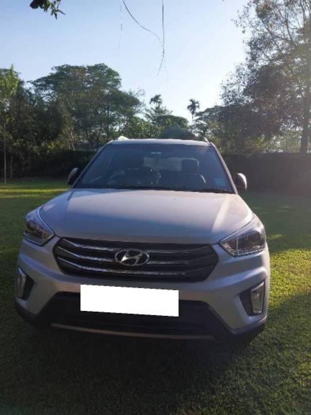 https://images10.gaadi.com/usedcar_image/4272506/original/processed_3398cc3f-8b1b-4476-aca9-3cfb464b5a01.jpg?imwidth=6402