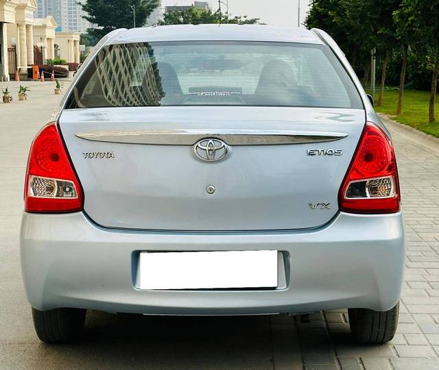 https://images10.gaadi.com/usedcar_image/4272596/original/processed_48814a5ff47cffc1df9bc444c2196b49.jpg?imwidth=6401