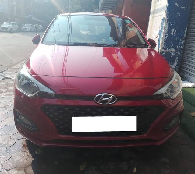 https://images10.gaadi.com/usedcar_image/4272635/original/processed_481a14a092dd2fb06312499132434669.jpeg?imwidth=6400