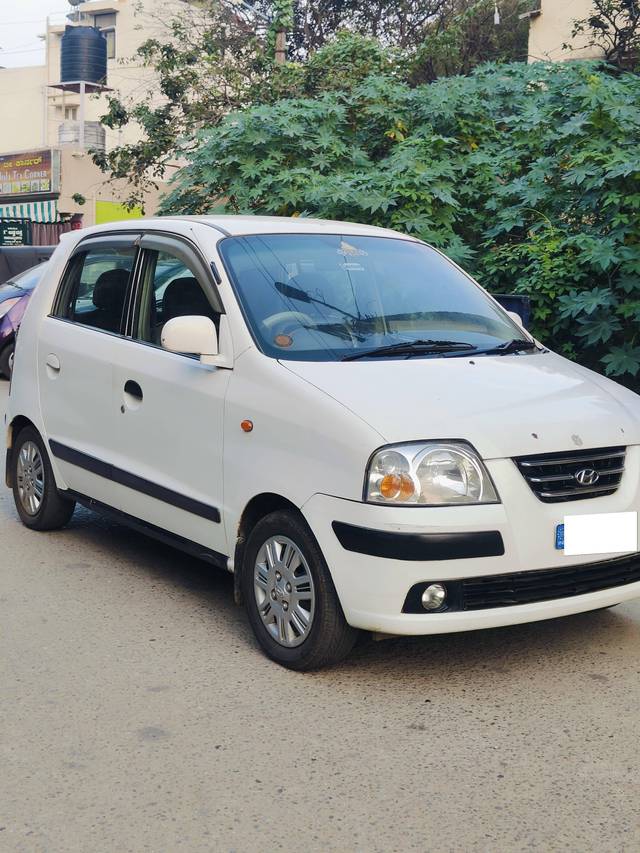 https://images10.gaadi.com/usedcar_image/4272649/original/processed_8a6ccd3d9ed5c0256b20eb0ddff97c4f.jpg?imwidth=6400