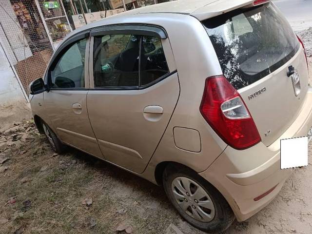 https://images10.gaadi.com/usedcar_image/4272651/original/processed_c49ba5e3-f7dc-4a03-b4c8-4d0f9b538874.jpg?imwidth=6400