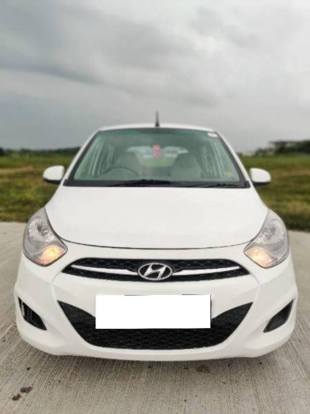 https://images10.gaadi.com/usedcar_image/4272696/original/processed_60e70af5-1263-4116-9f18-c998216463ac.jpeg?imwidth=6400