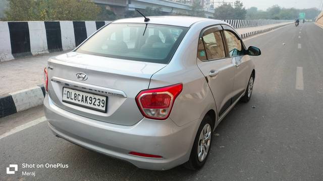 https://images10.gaadi.com/usedcar_image/4272791/original/processed_cea076ae302077309755bad93fd45d32.jpg?imwidth=6401