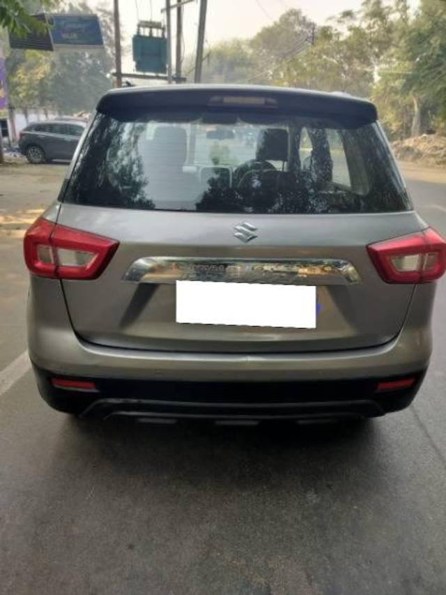 https://images10.gaadi.com/usedcar_image/4272944/original/processed_2bc0733e-fb82-4701-ba31-d75396fbc00d.jpg?imwidth=6401