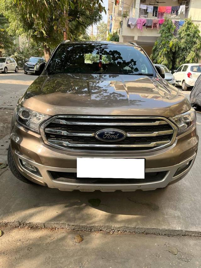 https://images10.gaadi.com/usedcar_image/4272957/original/processed_11233ed44d5b85bdac5629232c5d71fc.jpg?imwidth=6400