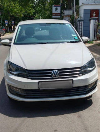 Volkswagen Vento 2015-2019 Volkswagen Vento 1.2 TSI Comfortline AT