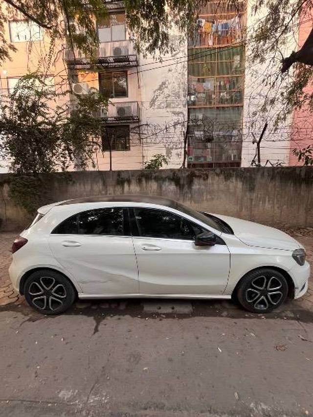 https://images10.gaadi.com/usedcar_image/4273020/original/8965bb83a17e5e327e58ed82debc65c1.jpeg?imwidth=6402