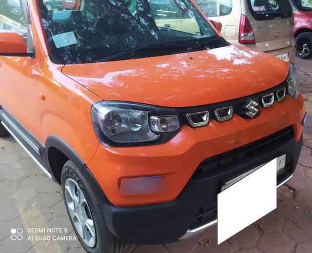 https://images10.gaadi.com/usedcar_image/4273054/original/processed_f4295458-91d0-4ffc-ac7d-dd7e3ec09680.jpg?imwidth=6400