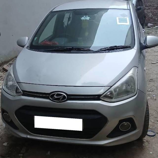 https://images10.gaadi.com/usedcar_image/4273132/original/381a2bb63345ca6e358dacfc25763348.jpg?imwidth=6400