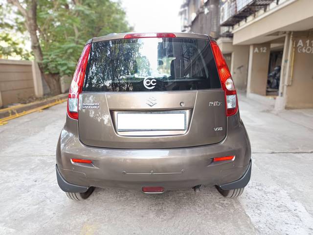 https://images10.gaadi.com/usedcar_image/4273164/original/processed_2469972b04f0b48331407af1255e345d.jpg?imwidth=6402