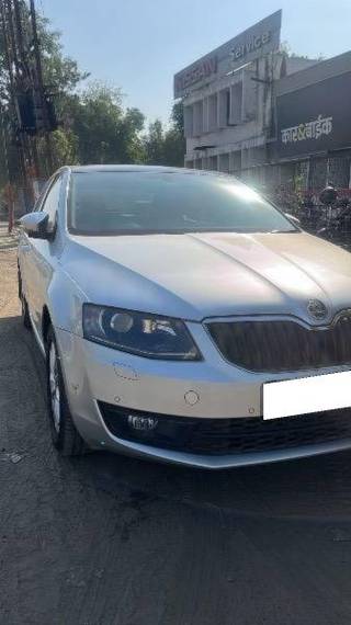 Skoda Octavia 2013-2017 Skoda Octavia Style Plus 2.0 TDI AT