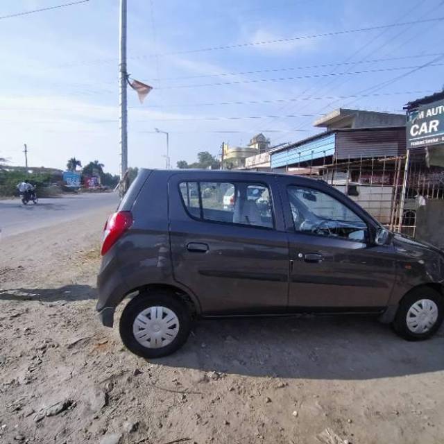 https://images10.gaadi.com/usedcar_image/4273214/original/processed_9d122d05-9cc4-484b-be98-77dbaf70d448.jpg?imwidth=6402