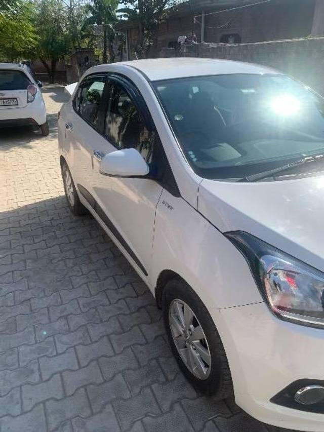 https://images10.gaadi.com/usedcar_image/4273245/original/processed_5db13508-9034-4396-8bc3-32cf99683a31.jpg?imwidth=6400