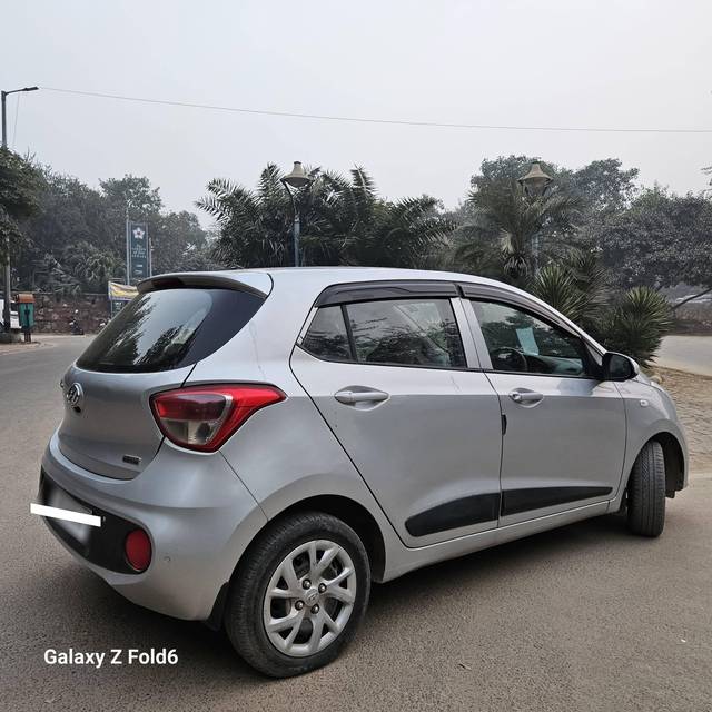 https://images10.gaadi.com/usedcar_image/4273271/original/processed_d25d0e8cab1b8a76c4e2dc1d91e96af7.jpeg?imwidth=6402