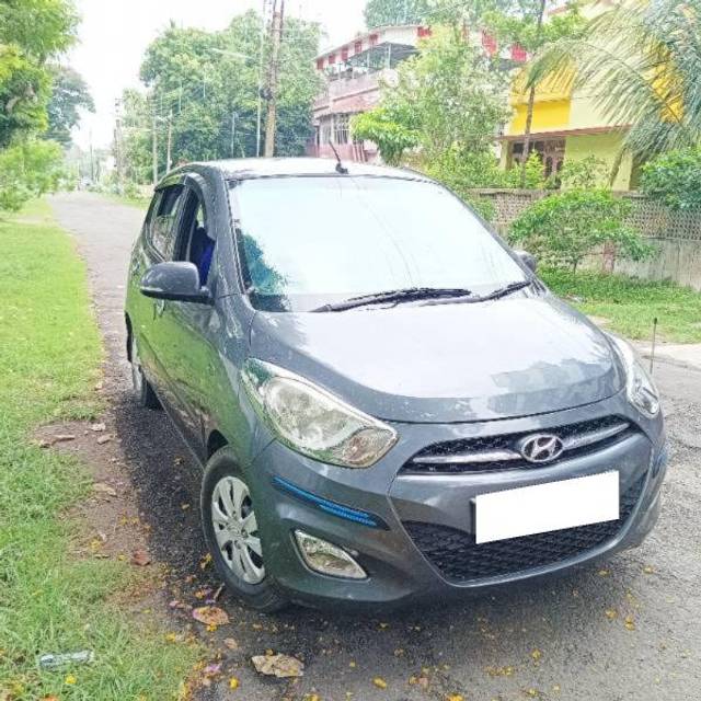 https://images10.gaadi.com/usedcar_image/4273396/original/processed_30724509-fa15-47c1-adcc-296720eb1b27.jpg?imwidth=6400