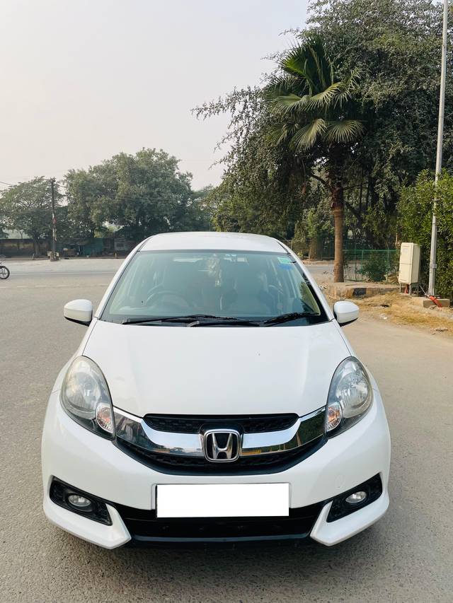 https://images10.gaadi.com/usedcar_image/4273420/original/processed_851d4f246527c6961860f25cb3bae2e3.jpg?imwidth=6400