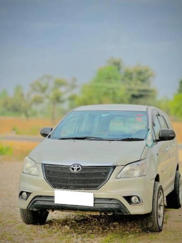 https://images10.gaadi.com/usedcar_image/4273422/original/processed_c048aa3d-e452-48be-92e9-015a2295b60e.jpg?imwidth=6400