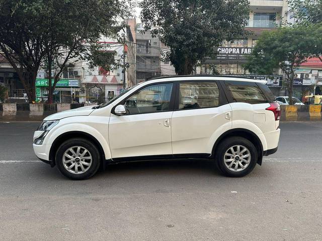 https://images10.gaadi.com/usedcar_image/4273501/original/processed_94cdbf490c1fcbde56b32c6376a55780.jpg?imwidth=6402