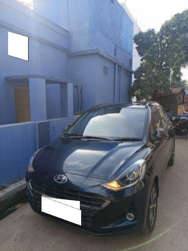 https://images10.gaadi.com/usedcar_image/4273615/original/processed_cf7a17a9-73fa-4c5c-a02f-0047fea7186d.jpg?imwidth=6402