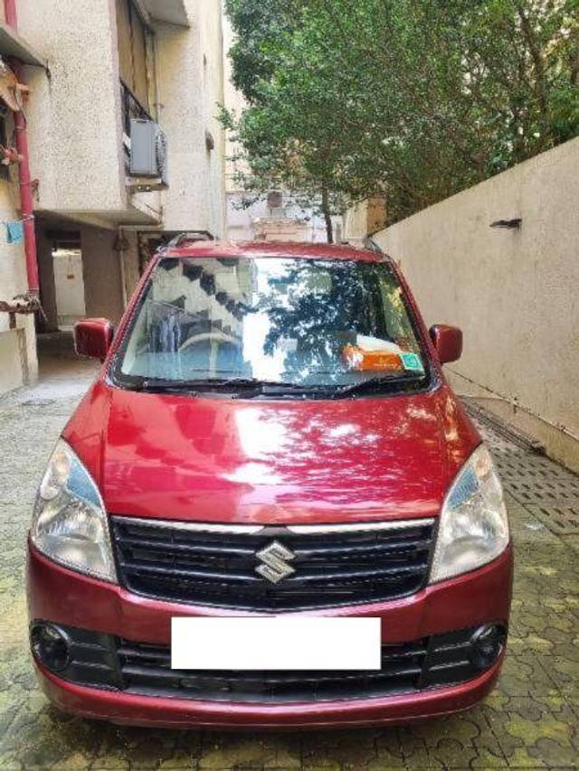 https://images10.gaadi.com/usedcar_image/4273675/original/349623135563fc7e7c25100dead35b0d.jpg?imwidth=6400