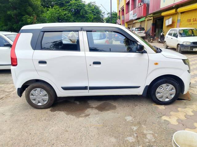 https://images10.gaadi.com/usedcar_image/4273799/original/processed_bda47997e19044d9d163251c57516330.jpeg?imwidth=6401