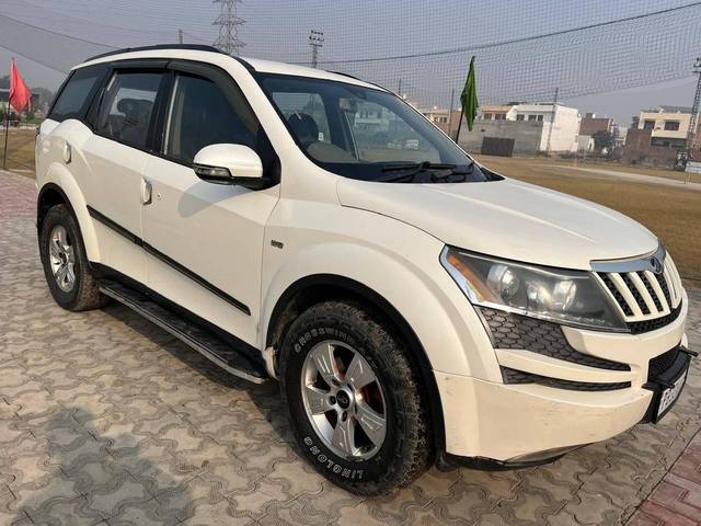 https://images10.gaadi.com/usedcar_image/4273829/original/processed_15663e3d78f6228f43ef5dd43c4813e7.jpeg?imwidth=6400