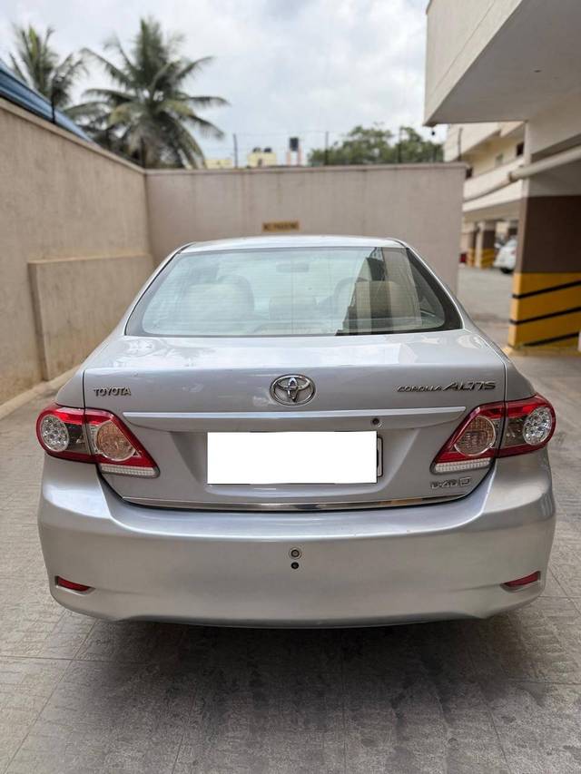 https://images10.gaadi.com/usedcar_image/4273868/original/processed_1674f353ac99c1f62f666b2c10d3825d.jpg?imwidth=6401